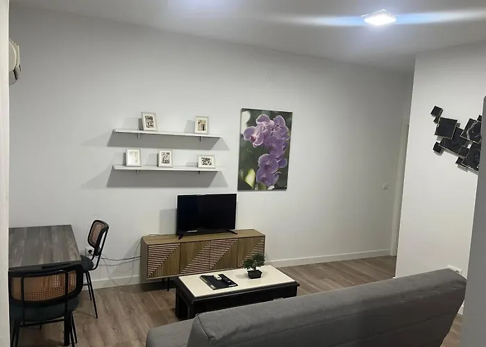 La Encomienda 2 Llaves *